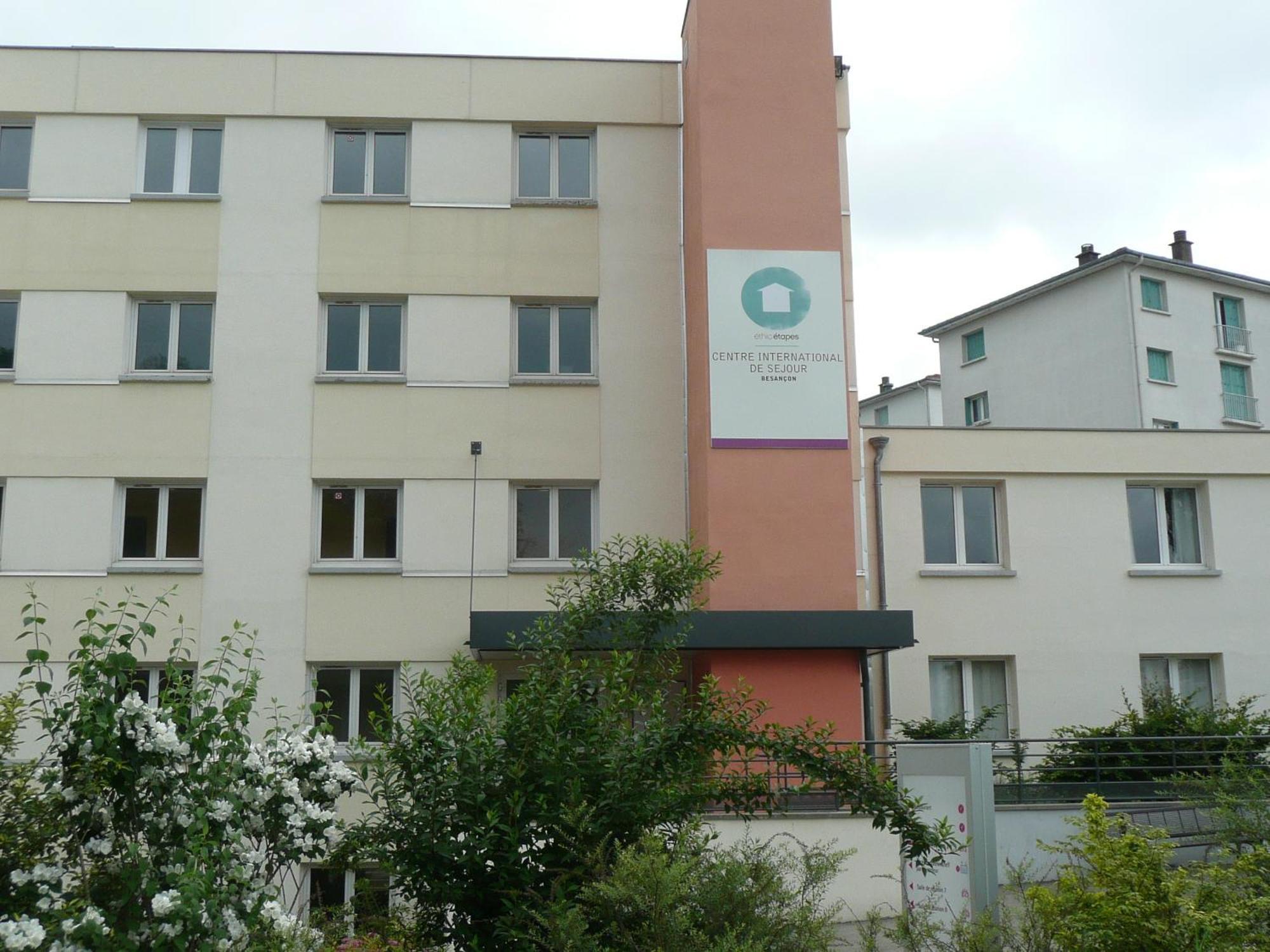 Ethic Etapes Cis De Besancon Aparthotel Exteriör bild