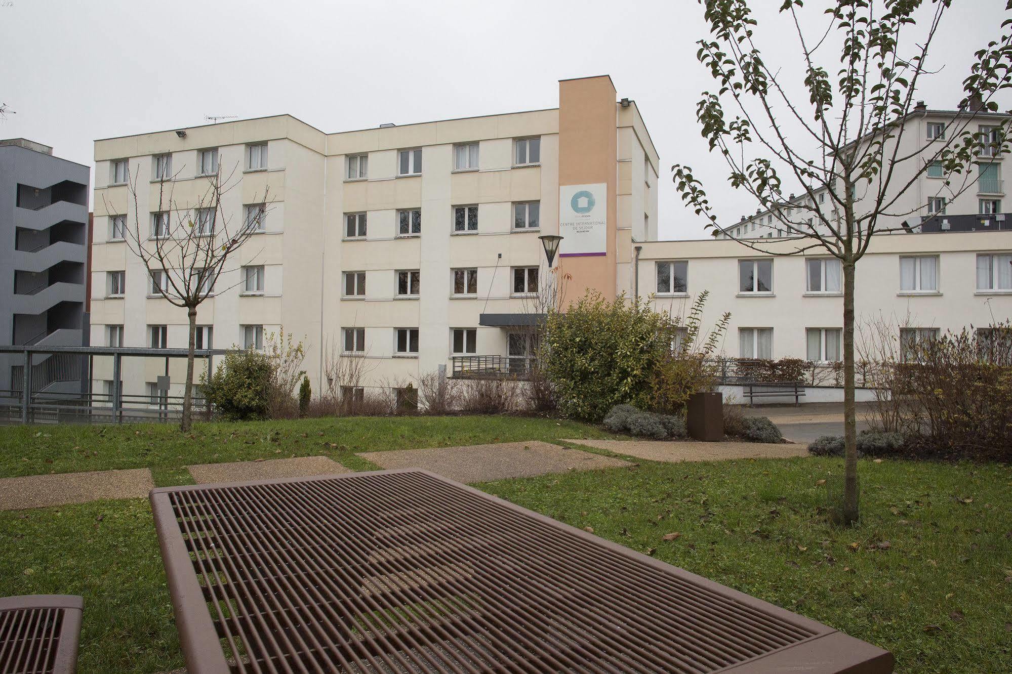 Ethic Etapes Cis De Besancon Aparthotel Exteriör bild